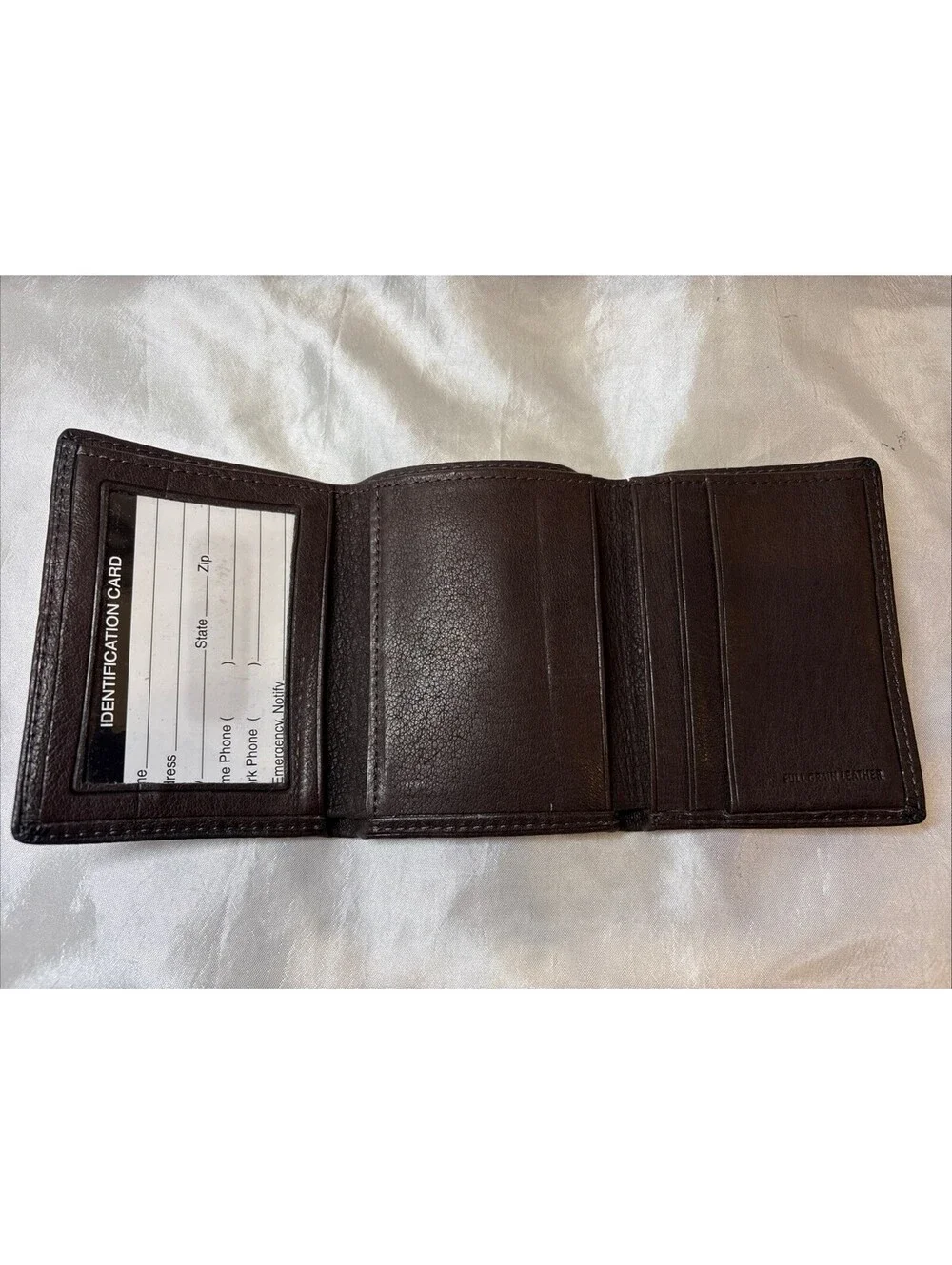 NEW NWOT Vintage Brown Embossed Eagle Full Grain Leather Trifold Wallet Mens